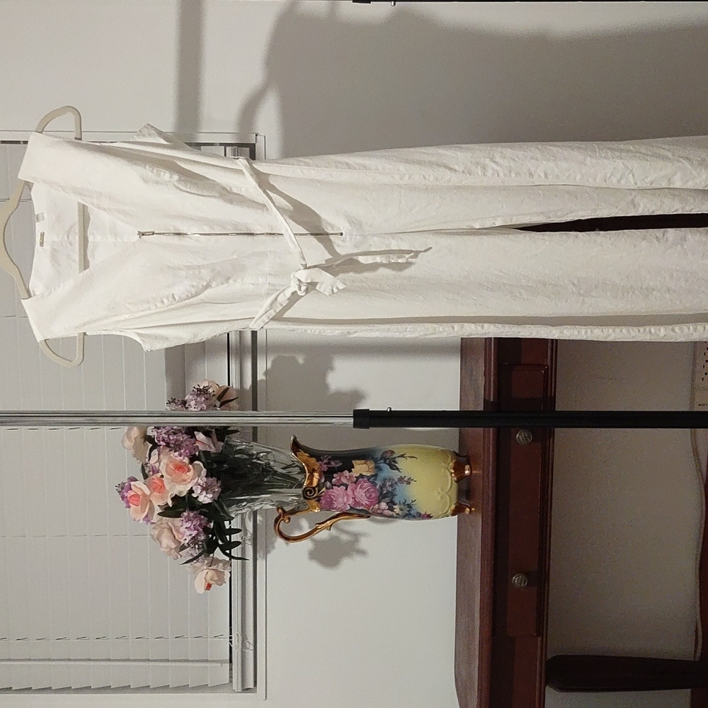 Tahari White Women's Jumpsuit Rompers Size 6